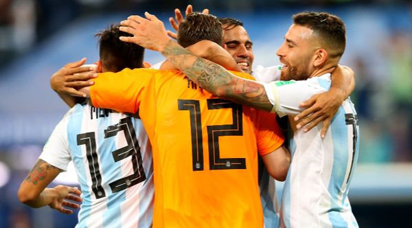 MSC Noticias - ARGENTINA-2 Agencias Com y Pub Mundial de Futbol 