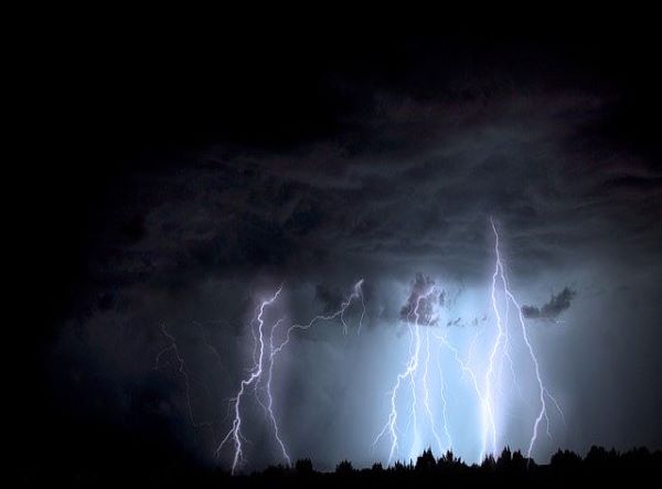 MSC Noticias - lightning-1158027_640 Rincón del Saber 