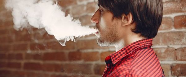 Campaña del GMSP alerta que uso de Vaper sí causa cáncer de pulmón
